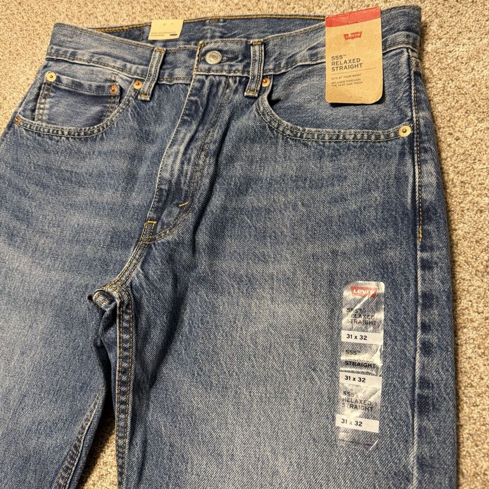 Levi's 555 Men's Relaxed Straight Leg Jeans Size 31 x 32 Medium Wash Blue NWT - Picture 5 of 9
